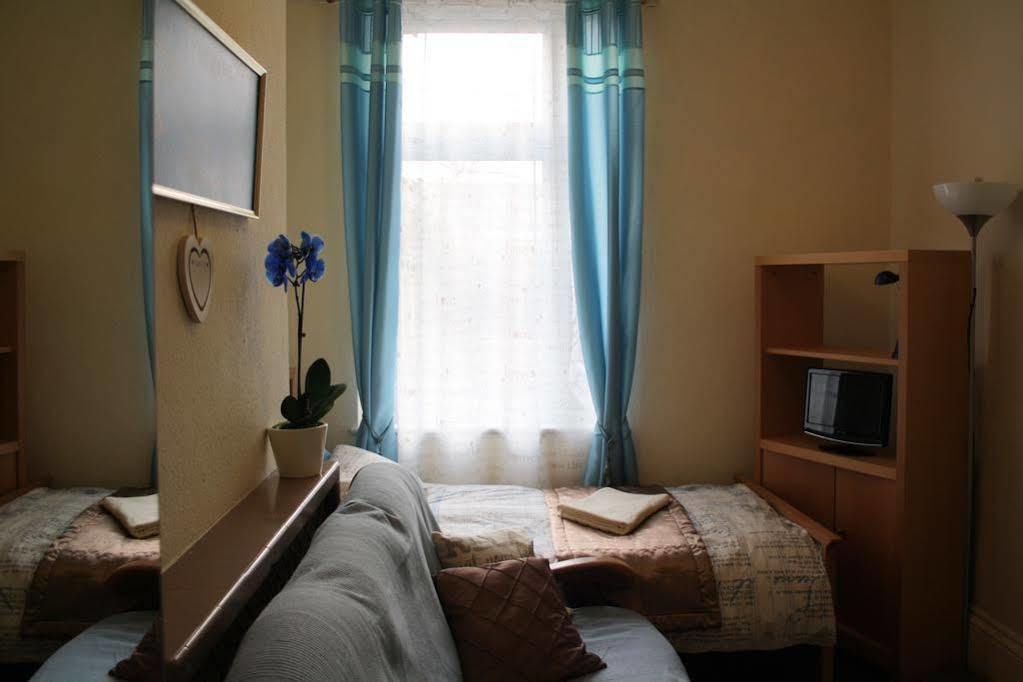 דרבי East Midlands Guesthouse מראה חיצוני תמונה